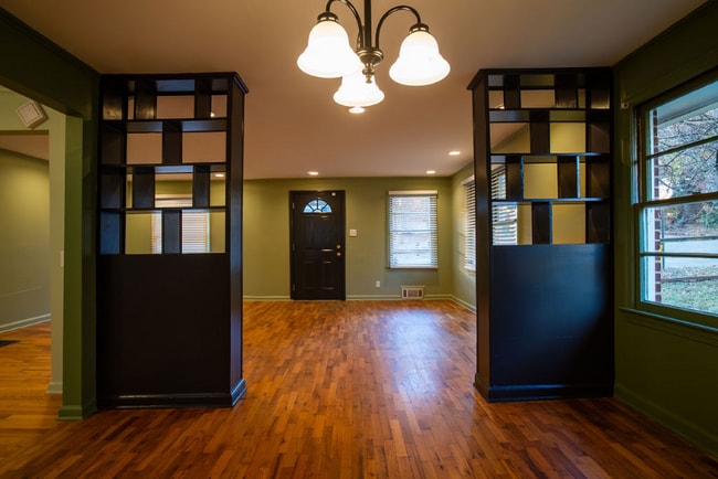 Photo - 2063 Delano Dr NE