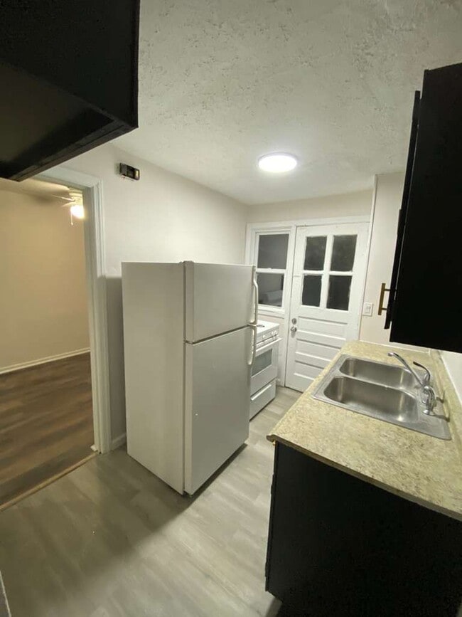 Photo - 1523 Babbitt Rd