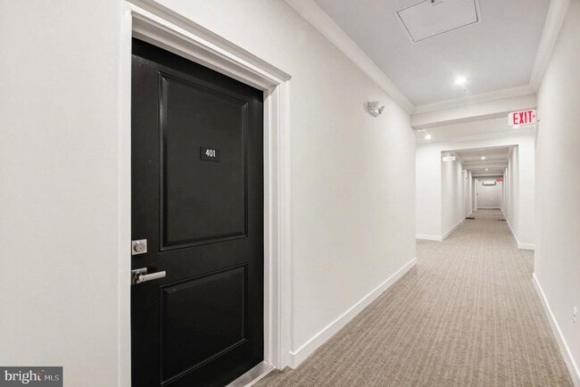 Building Photo - 1601 Potomac Shores Pkwy Unit 401