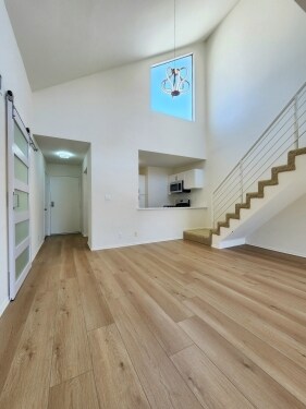 Photo - 2120 Bentley Ave