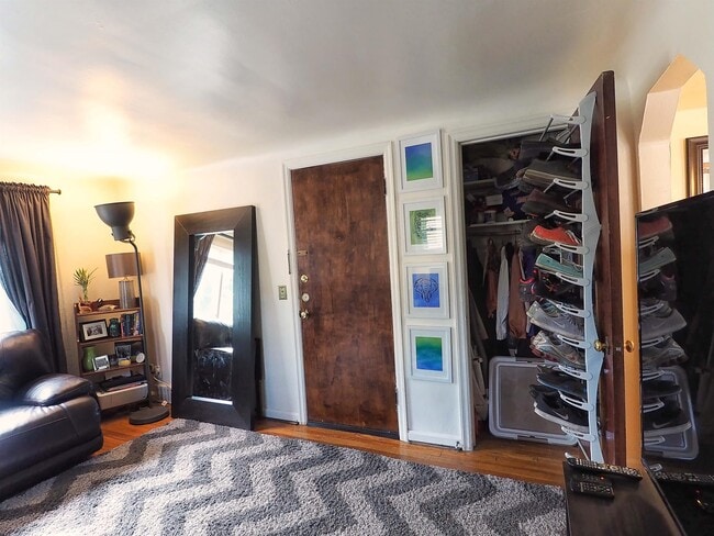Photo - 6217 Fairhurst Ave Unit 3