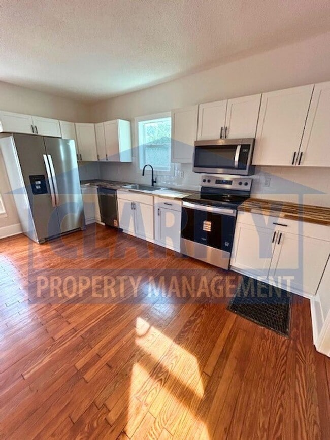 Photo - Beautifully Remodeled 3 Bedroom / 2 Bath Home in Chattanooga