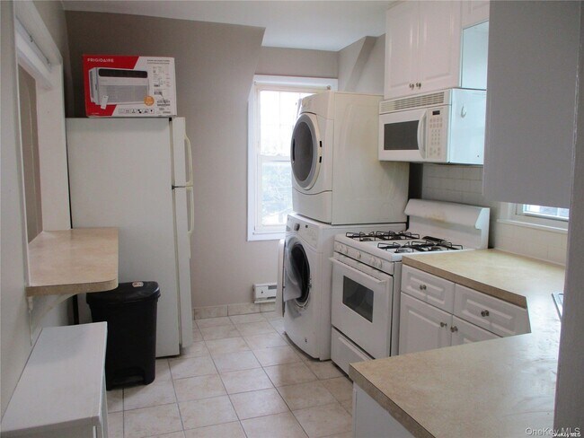 Photo - 127 Gordon Rd