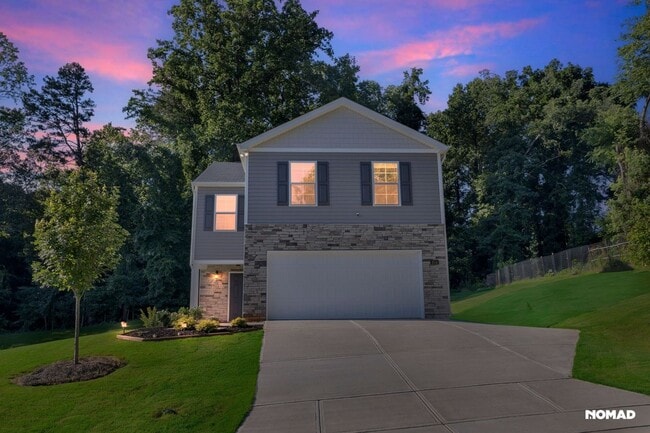 Charming 4BR House in Greensboro - Charming 4BR House in Greensboro