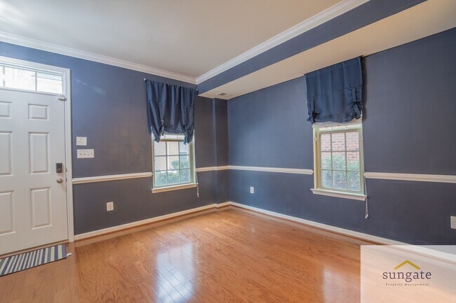 Photo - 1724 Lantern Mews