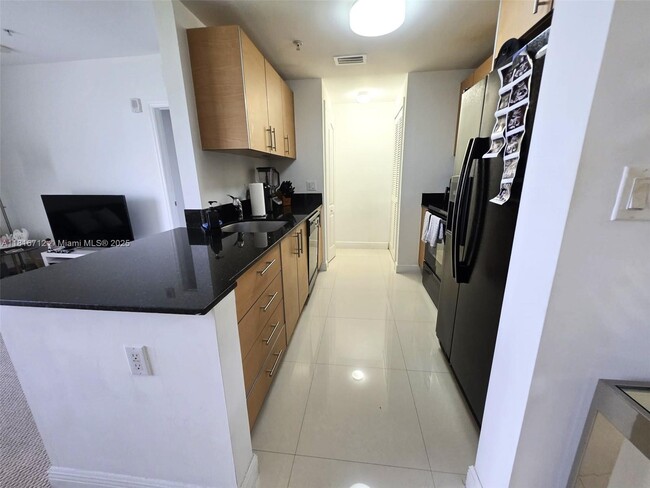 Photo - 2701 SW 3rd Ave Unit 602