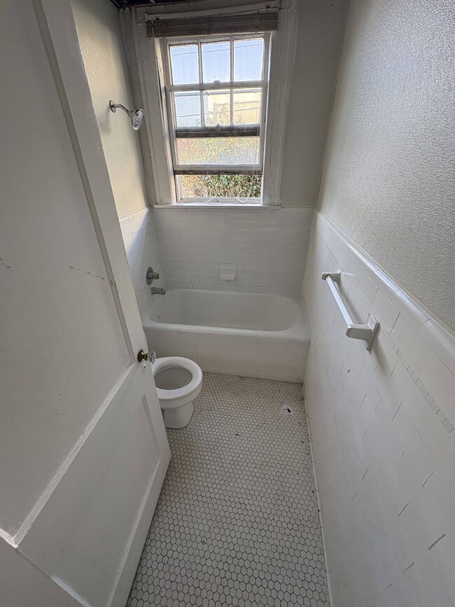 Vineville Court Apartments
