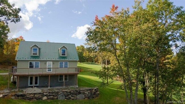 Photo - 641 Smithfield Rd