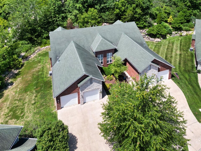 Building Photo - 2612 Face Rock Ct