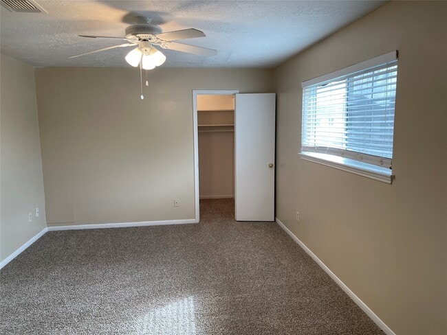 Photo - 2914 Arrowhead Dr