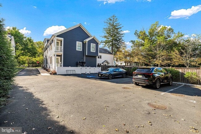 Photo - 303 Witherspoon St