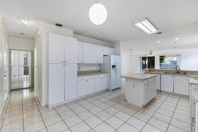 Photo - 2138 Chagall Cir