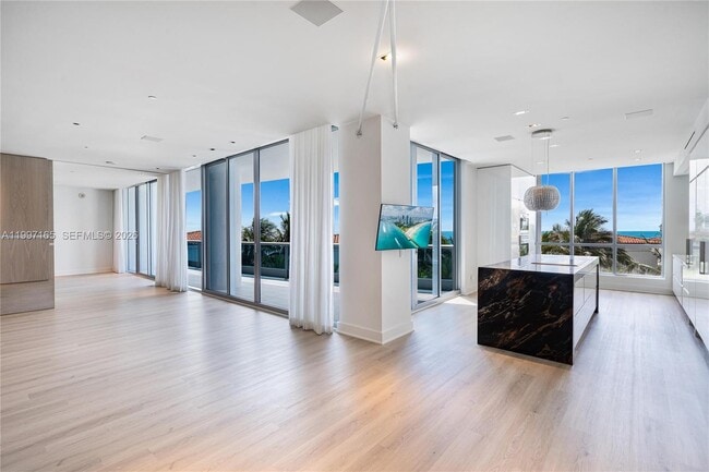 Photo - 5959 Collins Ave Unit 705