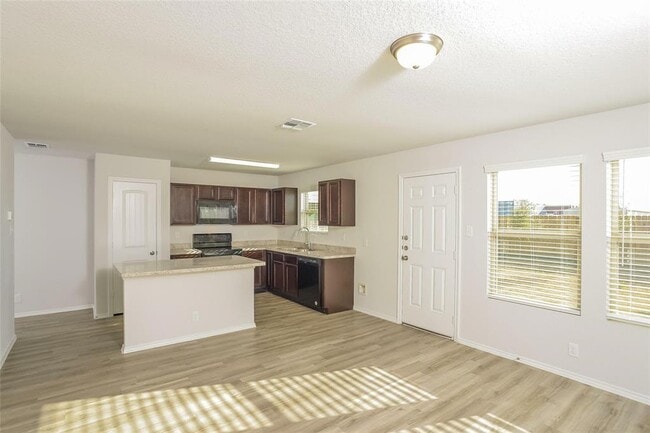 Building Photo - 5015 Giant Sequoia Way Rental