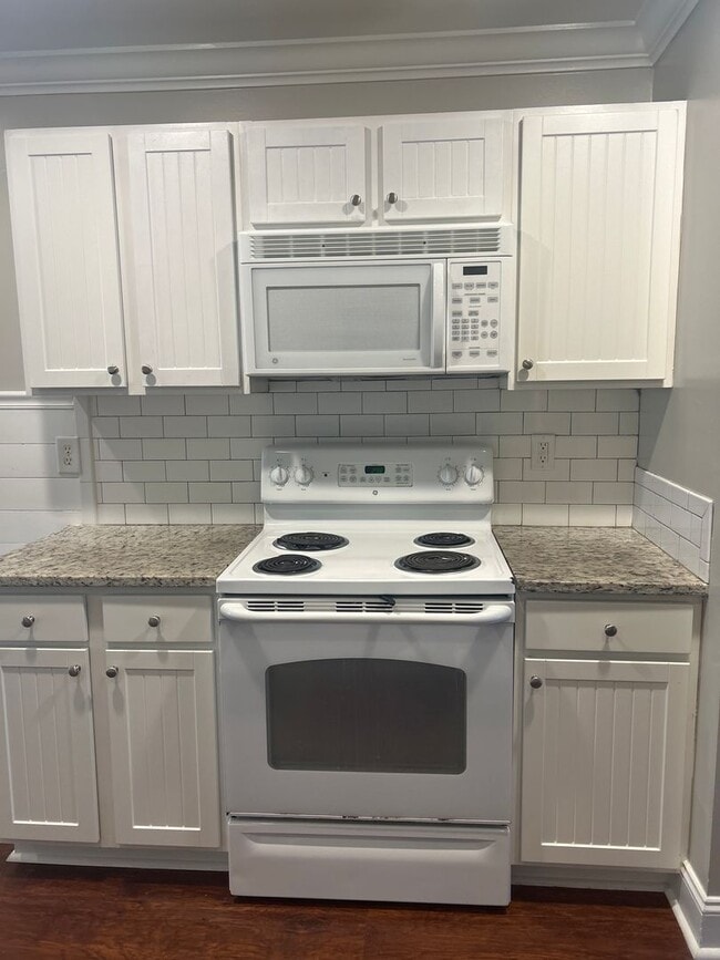 Photo - 07-103 Barrett Unit 07-103 - C