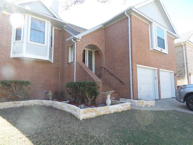 Building Photo - 786 Eiffel Dr