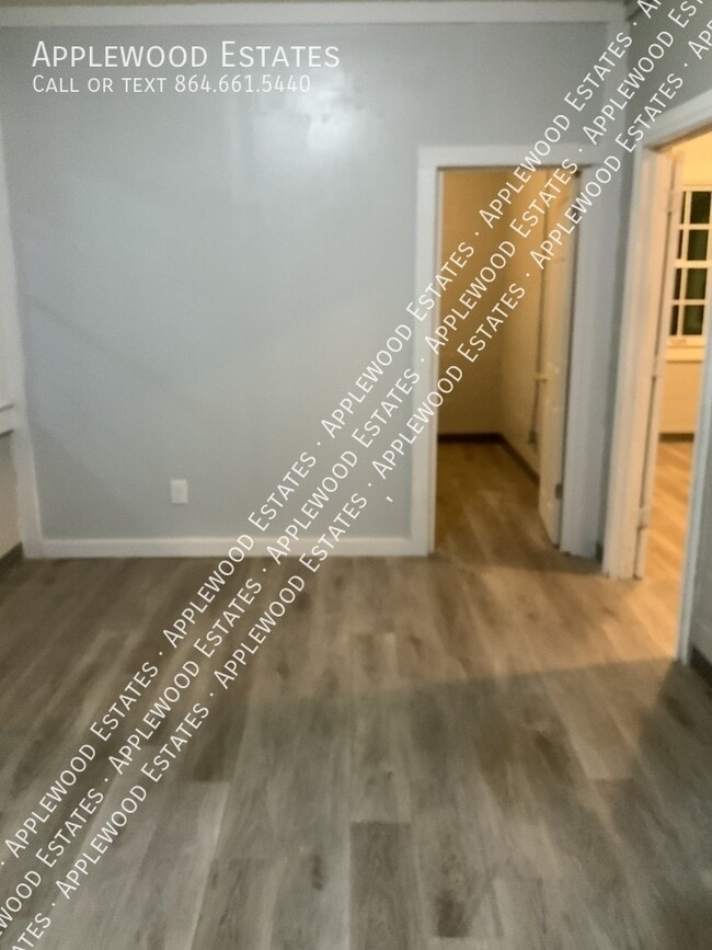 Photo - 131 E Main St