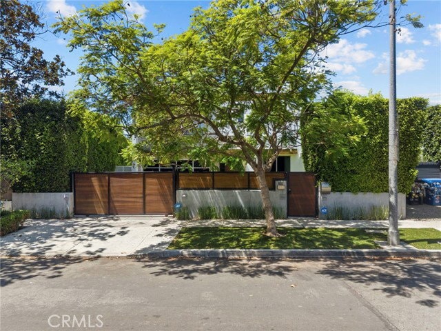 633 Laurel Ave