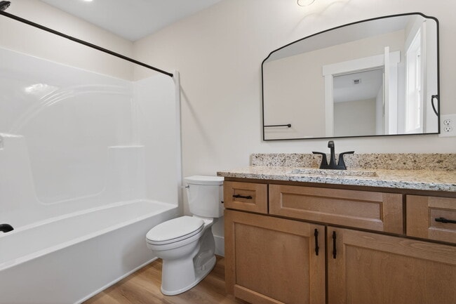 Photo - 355 Beechwood Ln