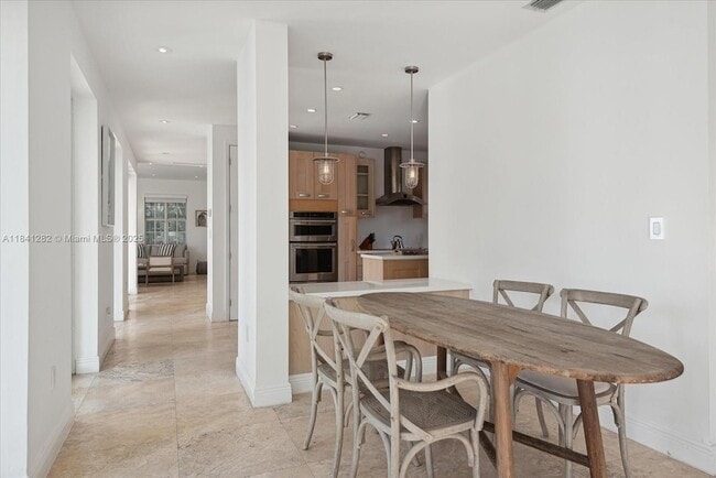 Photo - 350 Woodcrest Rd