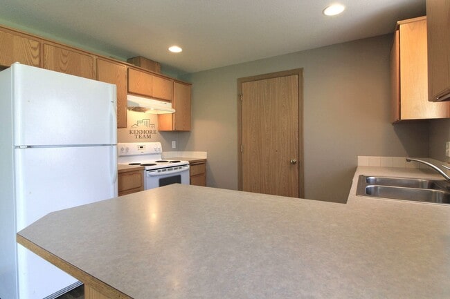 Photo - 3 Bedrooms, 2 Bath Home in West Pasco