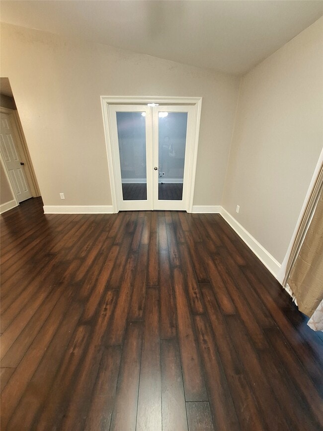 Photo - 2425 Augusta Dr Unit 4