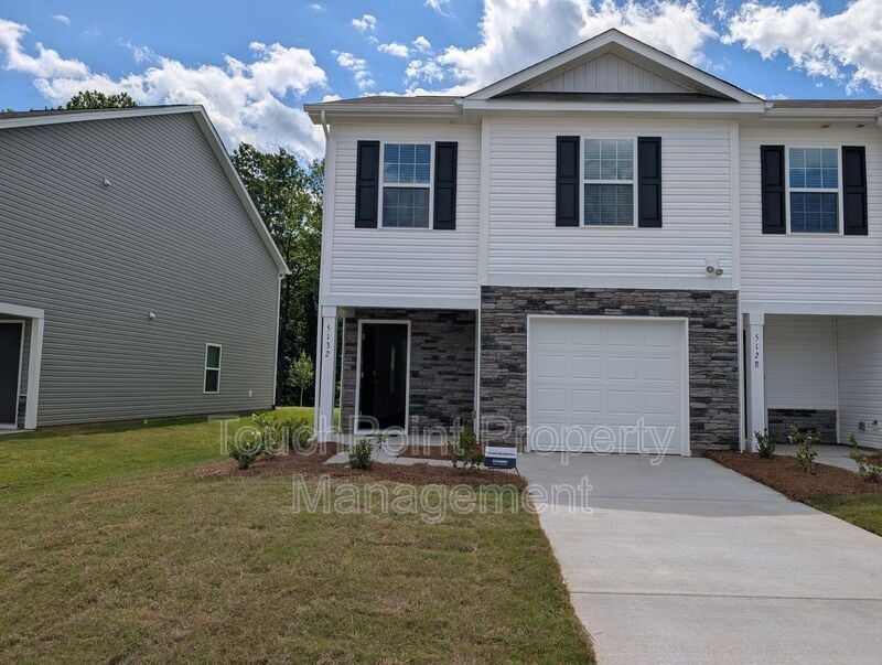 Photo - 5132 Hyrule Drive