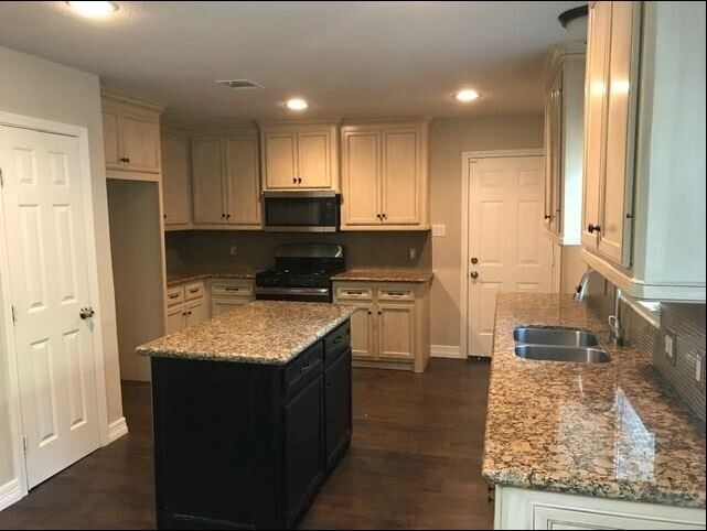 Photo - 5939 Marwood Dr