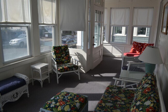 Photo - 19 S Surrey Ave