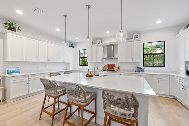 Photo - 12514 Gross Pointe Dr