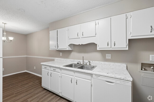 3BR, 2BA - 1,049SF - Kitchen