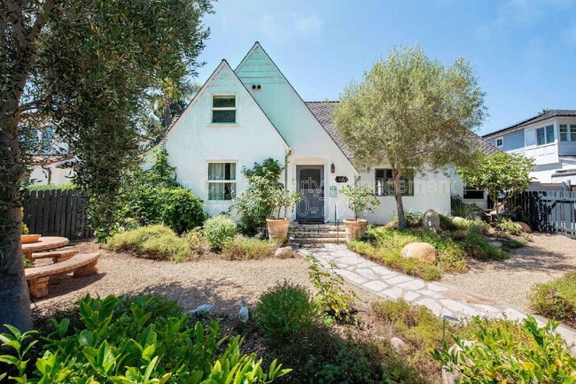 Building Photo - 2837 Clinton Terrace