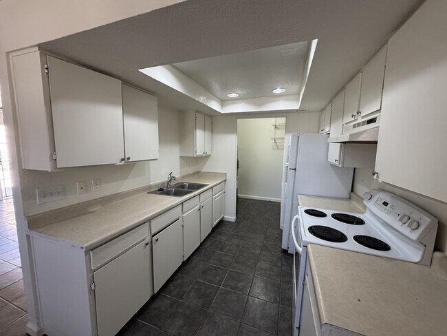 Photo - Maryvale 3br Townhome