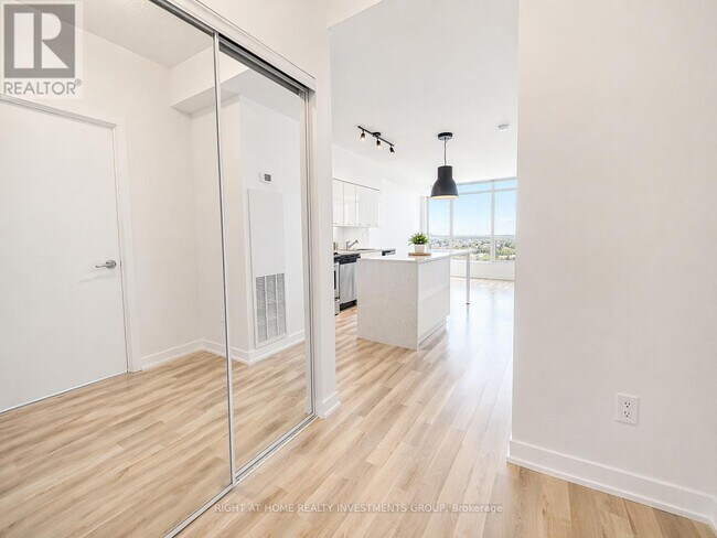 Photo - 33 Singer Ct Unit 1803