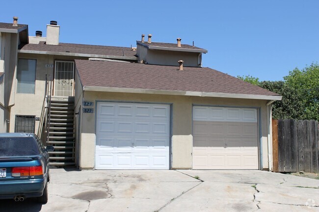 Building Photo - 829-831 Dundee Wy Unit 827 Rental