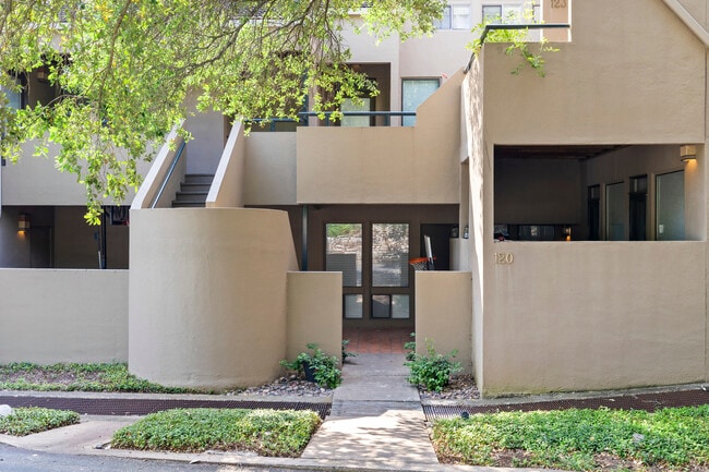 Building Photo - 1707 Spyglass Dr Unit 123