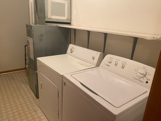 Photo - 604 Apple Hill Way