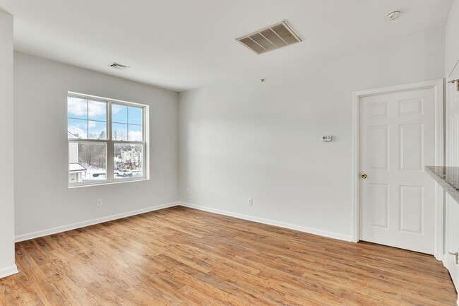 Photo - Steeplechase At Malta