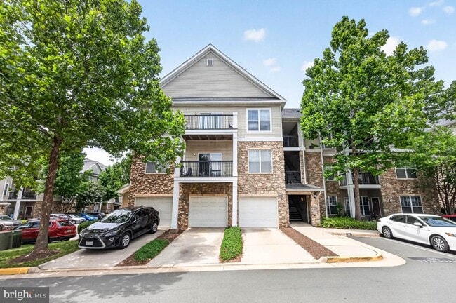 Building Photo - 13386 Connor Dr Unit M