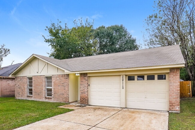 Photo - 20115 Woodhall Ln