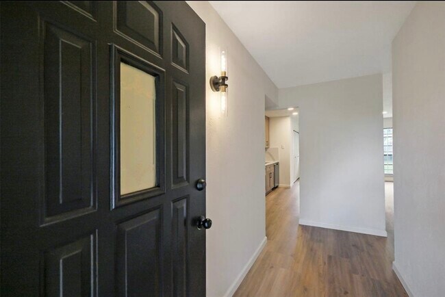 Photo - 5007 Ridgecreek Dr