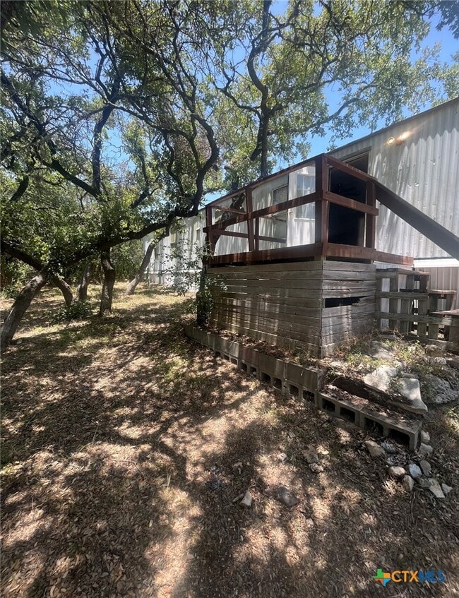 Photo - 122 Sonnyland Dr