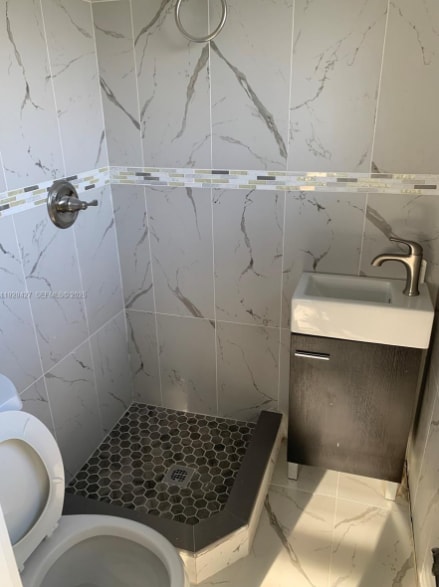 Photo - 14301 SW 105th Ave