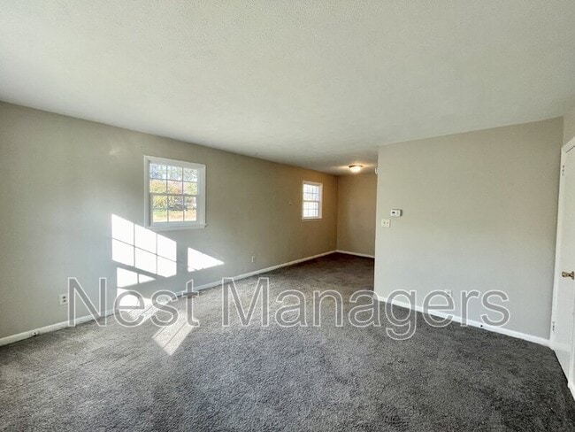 Photo - 830 Pilot Ave