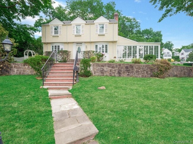 Photo - 17 Pinewood Rd