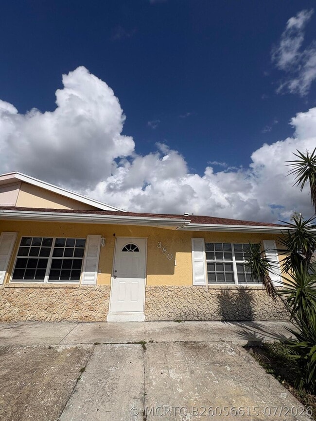 Building Photo - 3801 Van Cott Cir