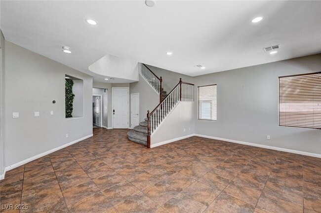 Photo - 8125 Chestnut Hollow Ave