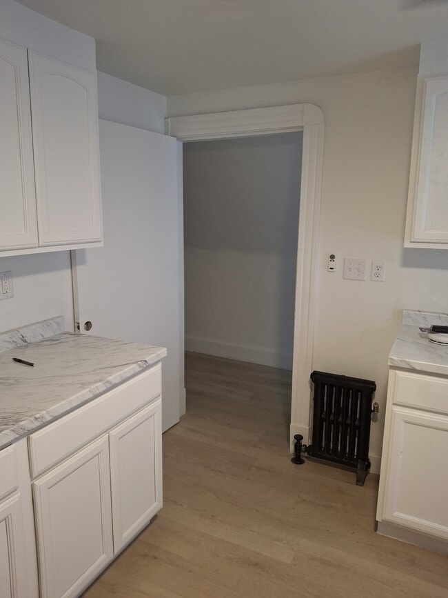 Photo - 709 Belmont Ave Unit 3