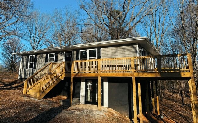 Building Photo - 649 Old Drake Temperance Rd