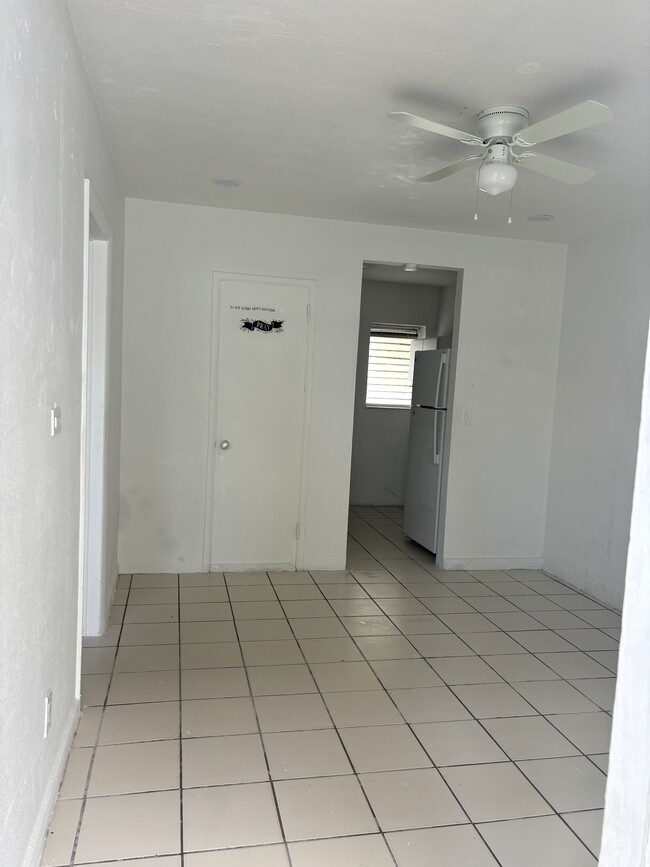 Photo - 2041 Jackson St Unidad 1